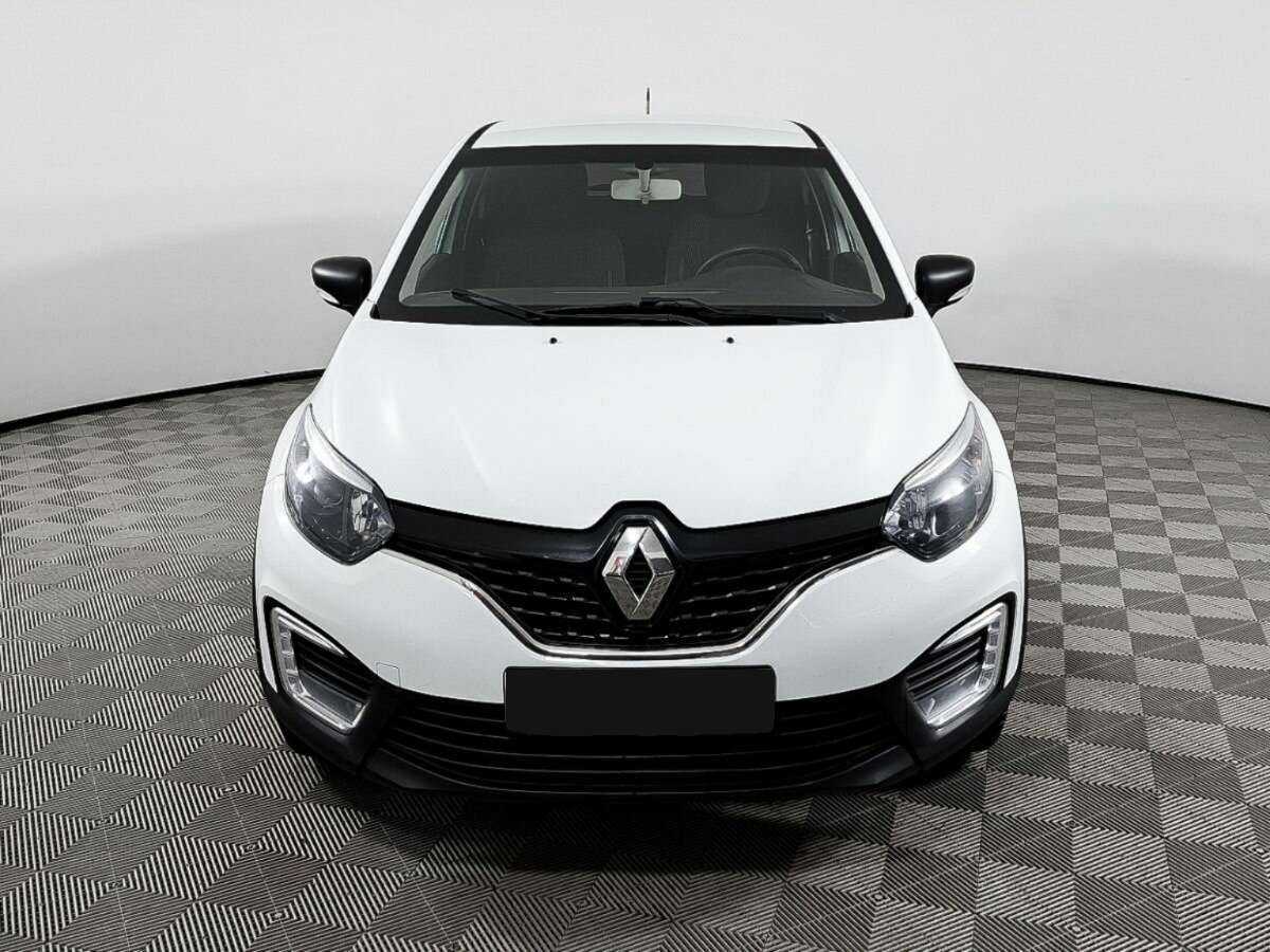 Купить Renault Kaptur с пробегом. Фото: #1