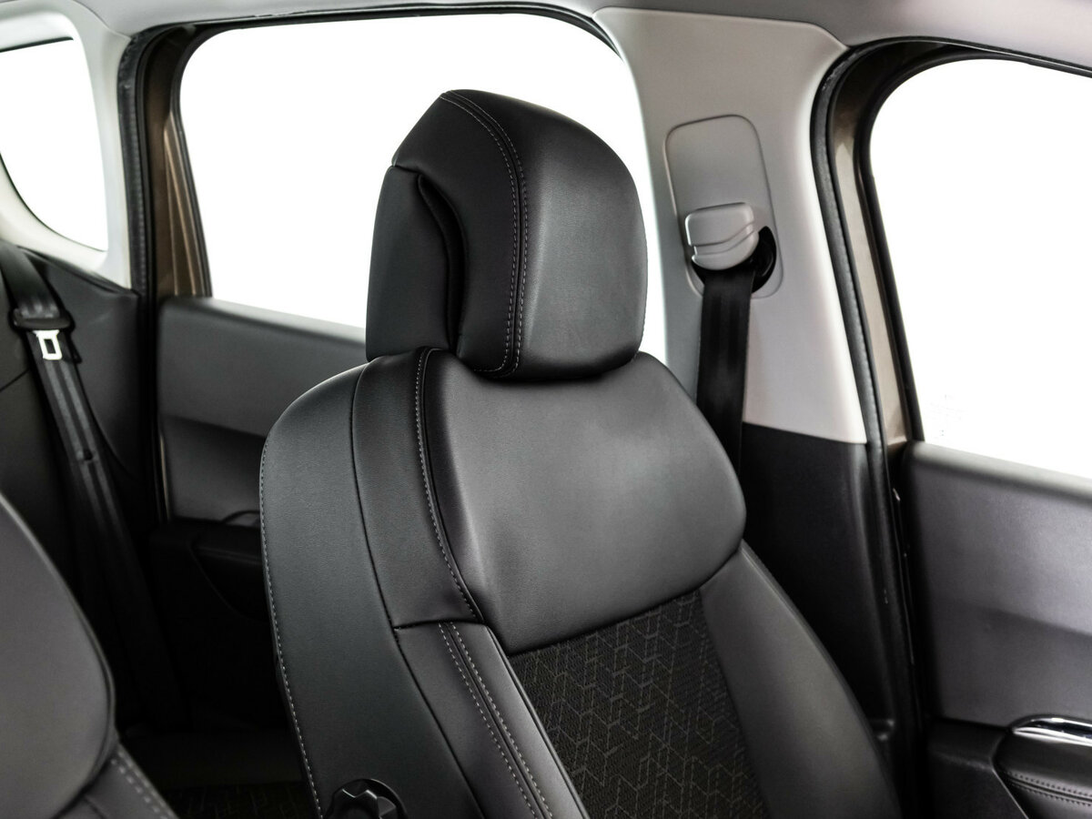 Купить Peugeot 3008 с пробегом. Фото: #12