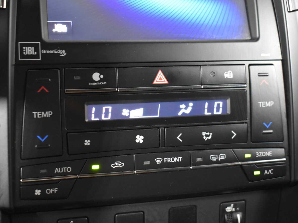 Купить Toyota Camry с пробегом. Фото: #16
