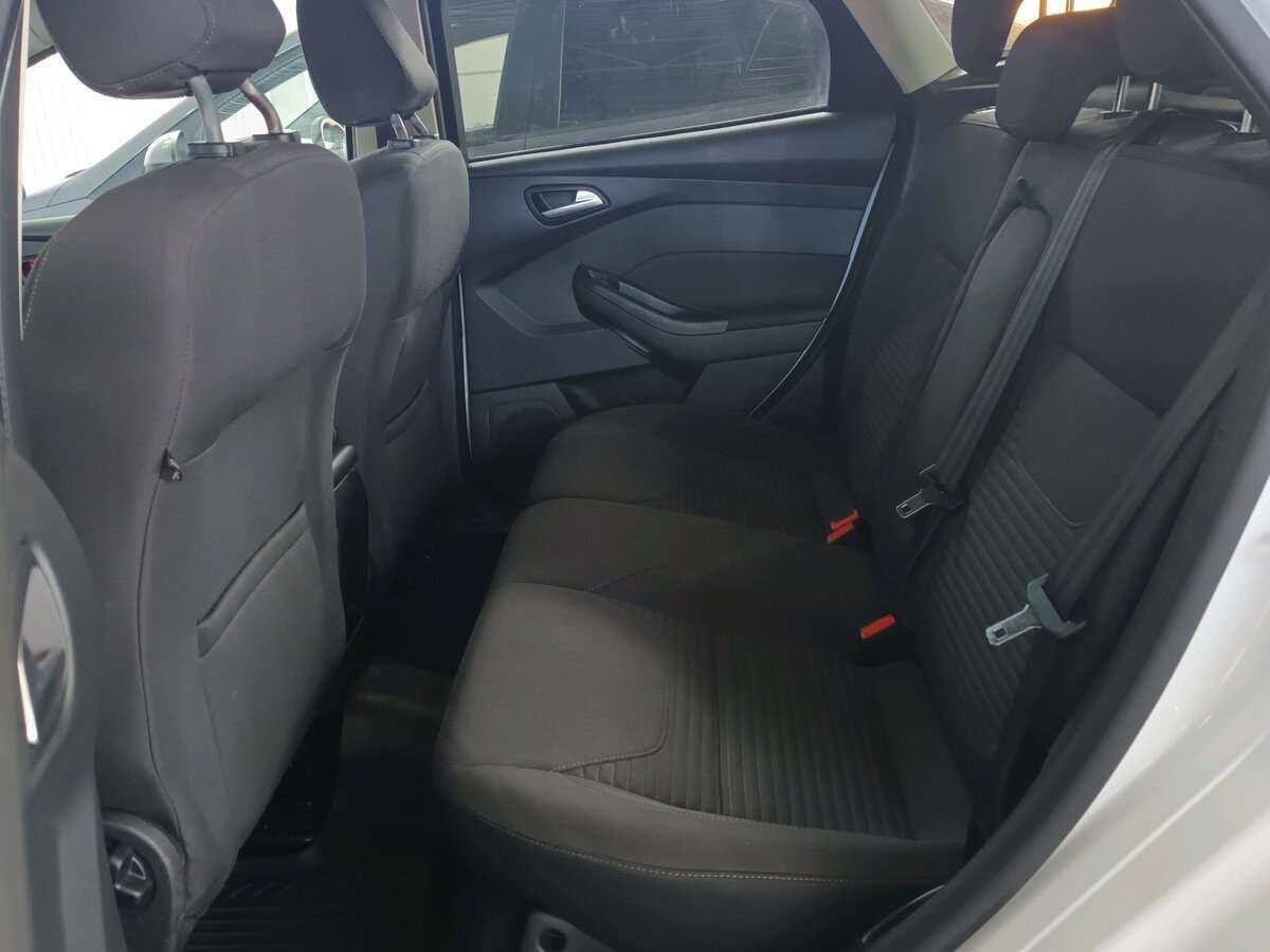 Купить Ford Focus с пробегом. Фото: #13