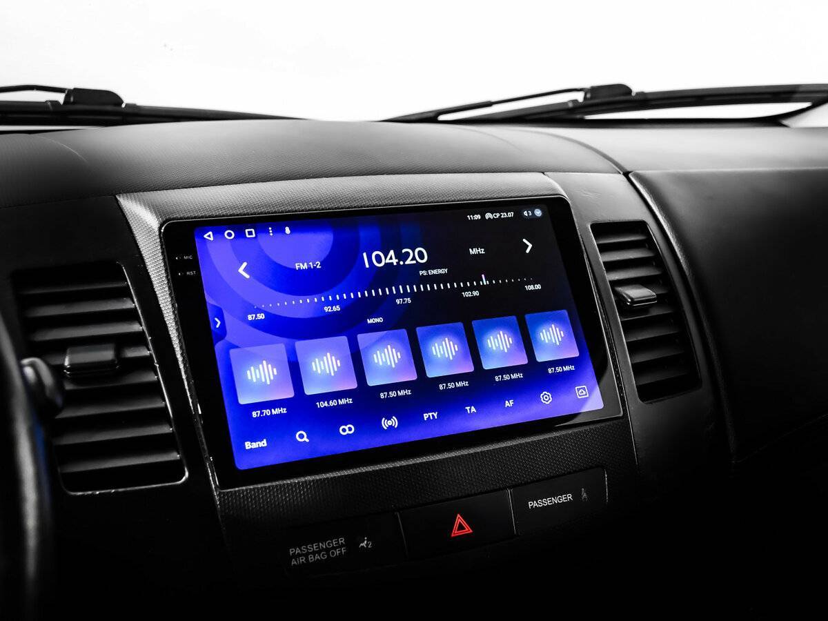 Купить Mitsubishi Outlander с пробегом. Фото: #14