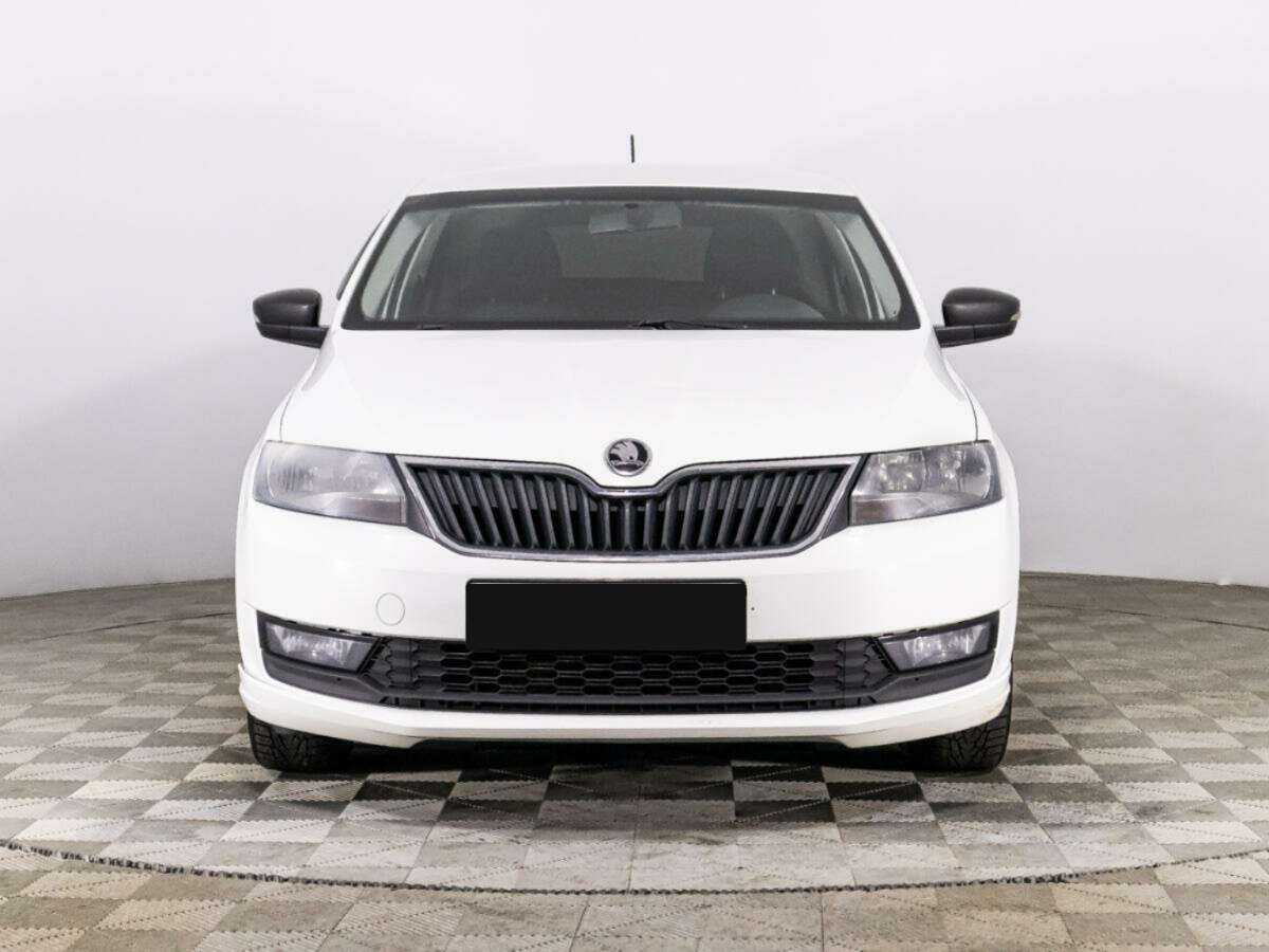 Купить Skoda Rapid с пробегом. Фото: #1