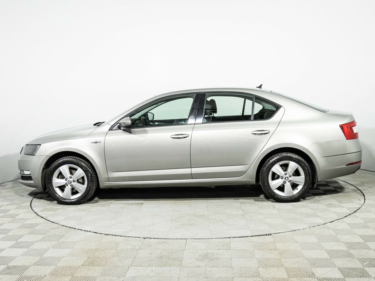 Купить Skoda Octavia с пробегом. Фото: #7
