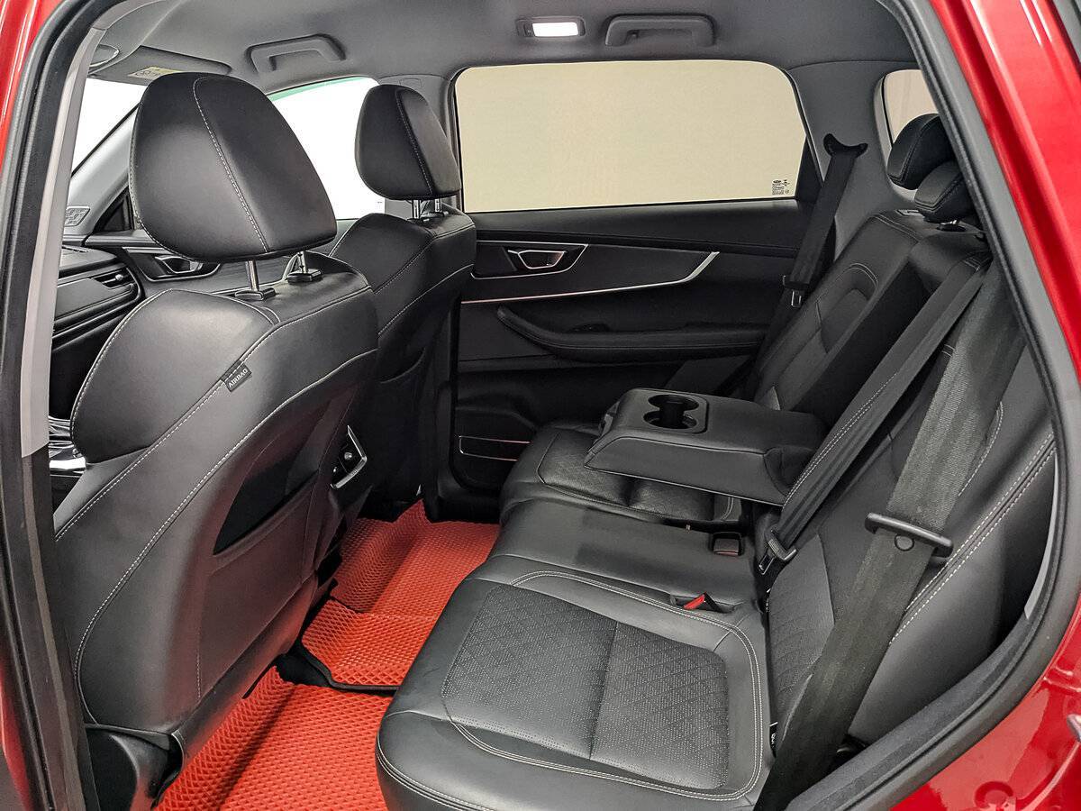 Купить Chery Tiggo 8 с пробегом. Фото: #19