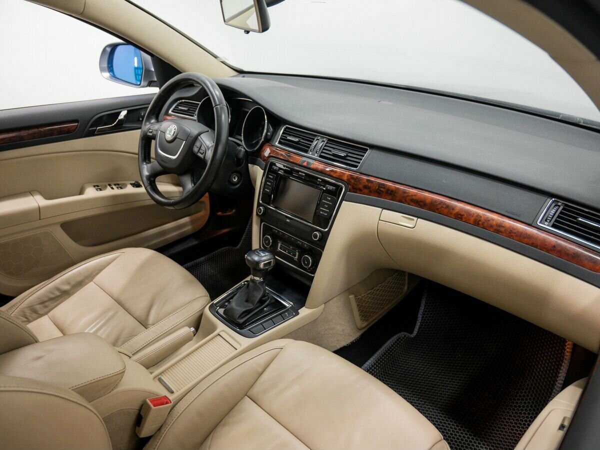 Купить Skoda Superb с пробегом. Фото: #6