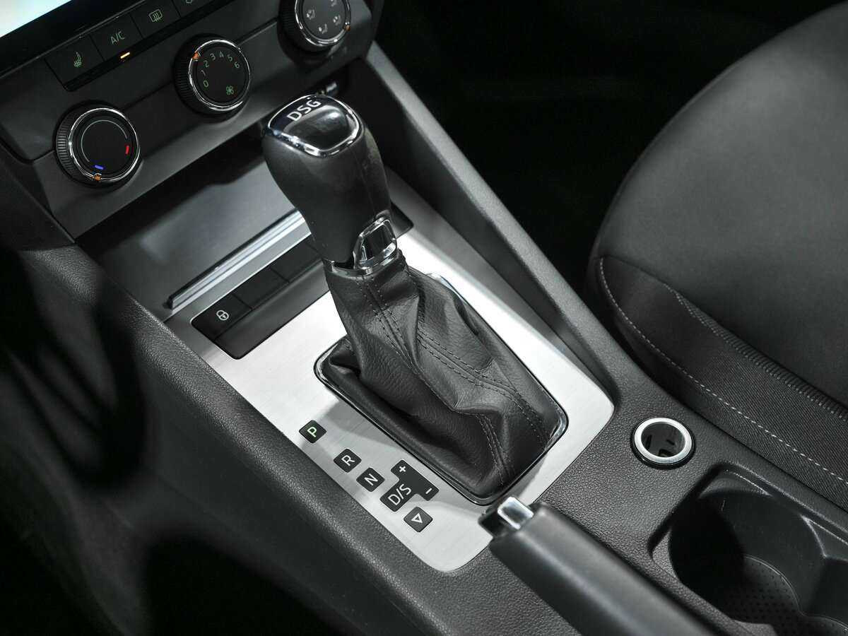 Купить Skoda Octavia с пробегом. Фото: #10
