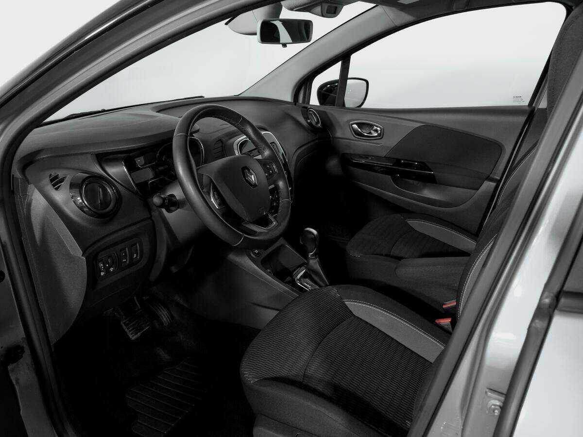 Купить Renault Kaptur с пробегом. Фото: #14
