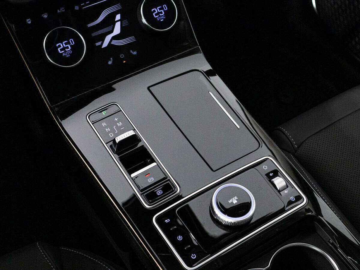 Купить EXEED LX с пробегом. Фото: #16