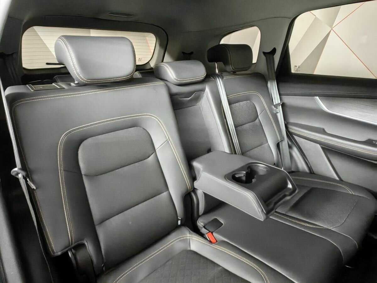 Купить Chery Tiggo 8 с пробегом. Фото: #12