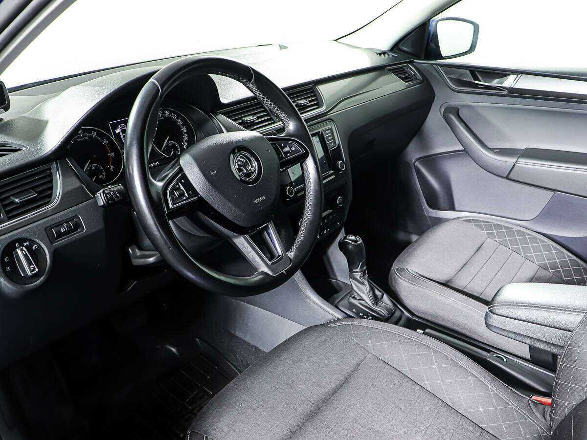 Купить Skoda Rapid с пробегом. Фото: #12