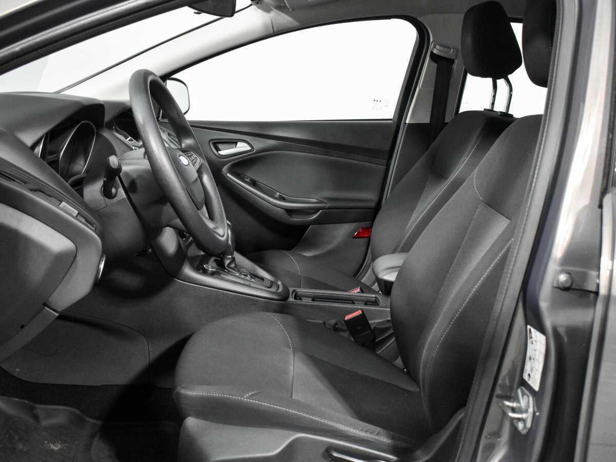 Купить Ford Focus с пробегом. Фото: #9