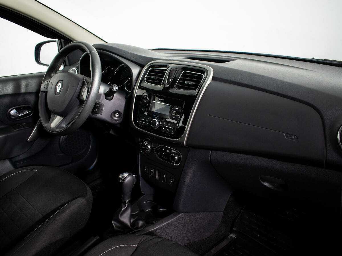 Купить Renault Sandero с пробегом. Фото: #8