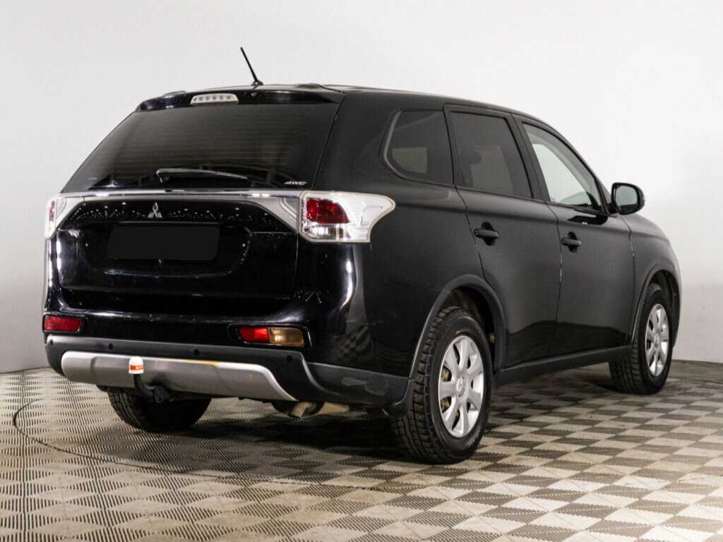 Купить Mitsubishi Outlander с пробегом. Фото: #3