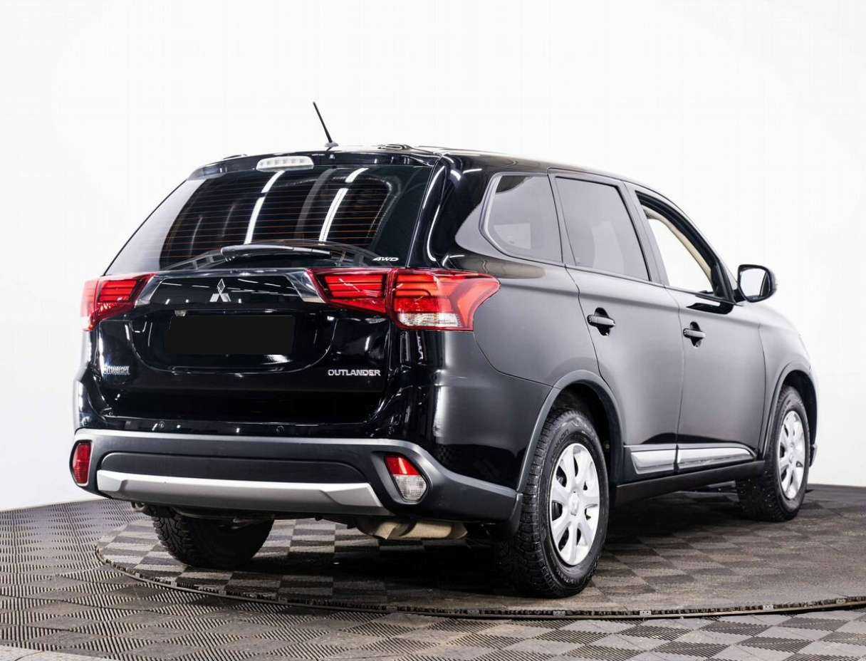 Купить Mitsubishi Outlander с пробегом. Фото: #5