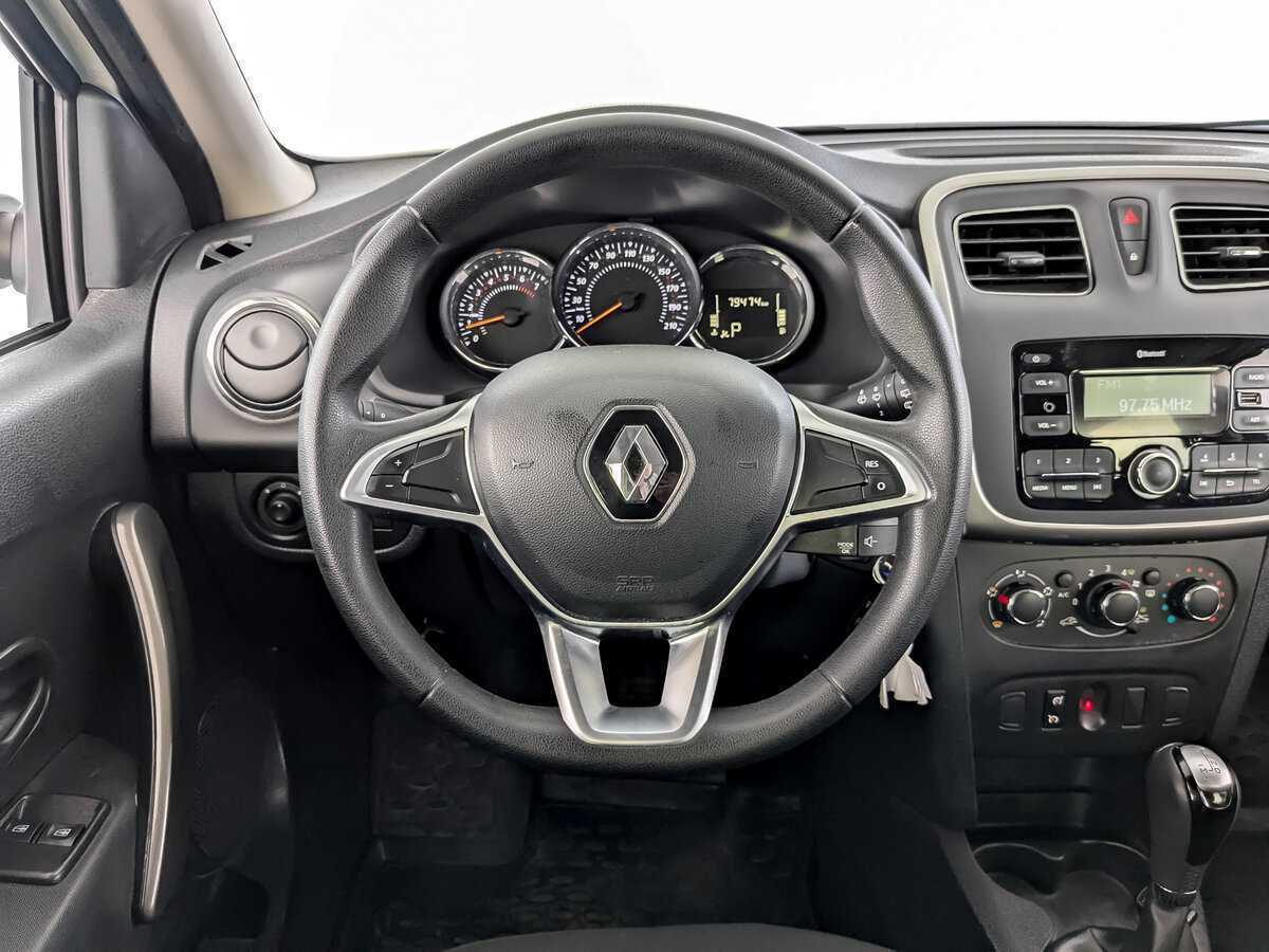 Купить Renault Sandero с пробегом. Фото: #20