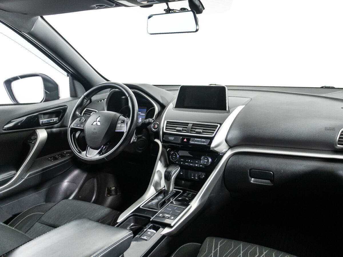 Купить Mitsubishi Eclipse Cross с пробегом. Фото: #8