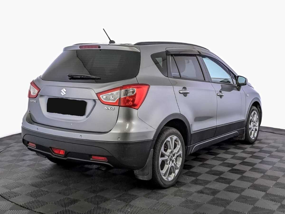 Купить Suzuki SX4 с пробегом. Фото: #4