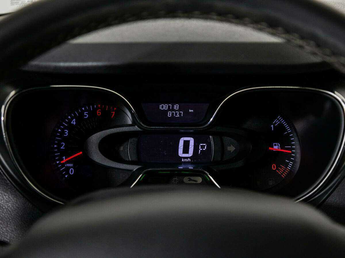 Купить Renault Kaptur с пробегом. Фото: #11