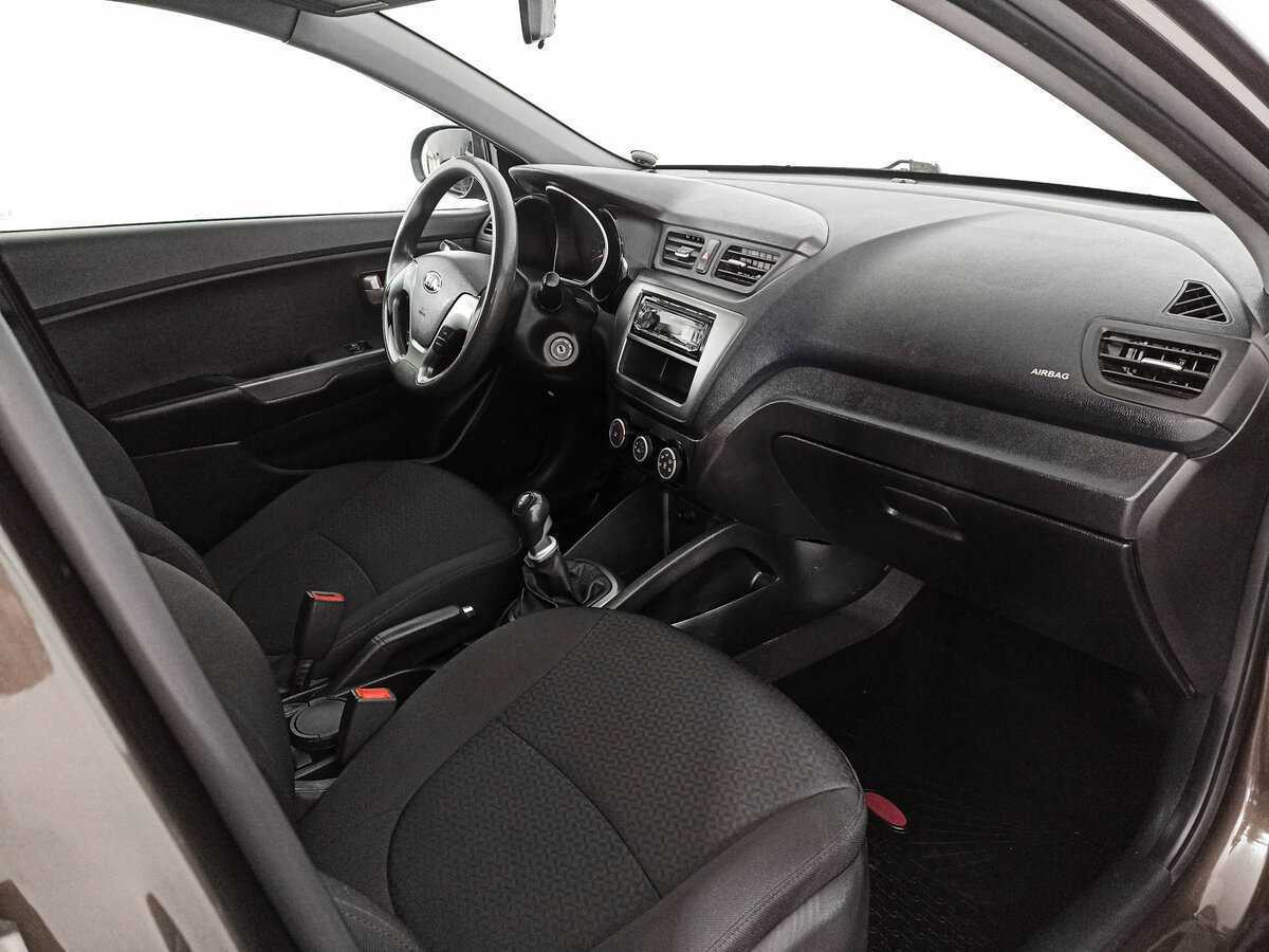 Купить Kia Rio с пробегом. Фото: #10