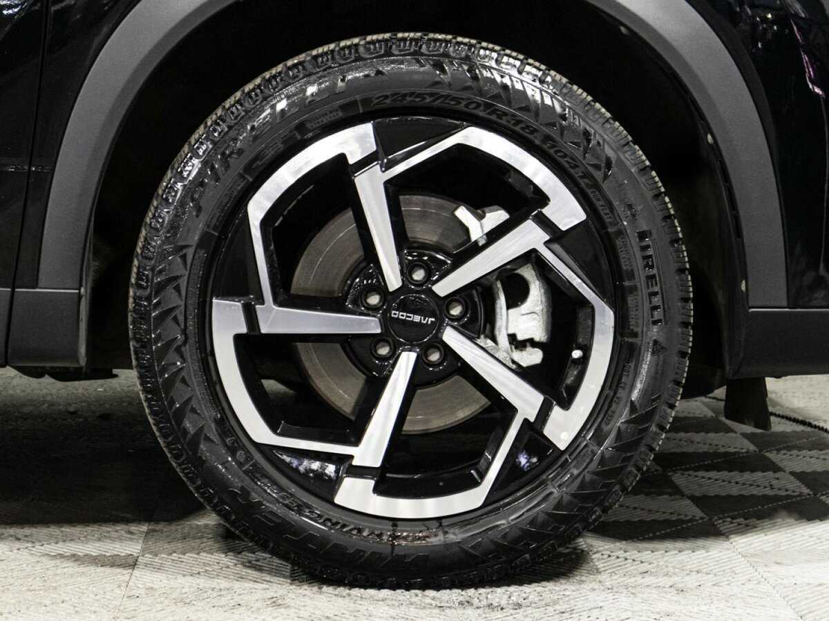 Купить Jaecoo J7 с пробегом. Фото: #24