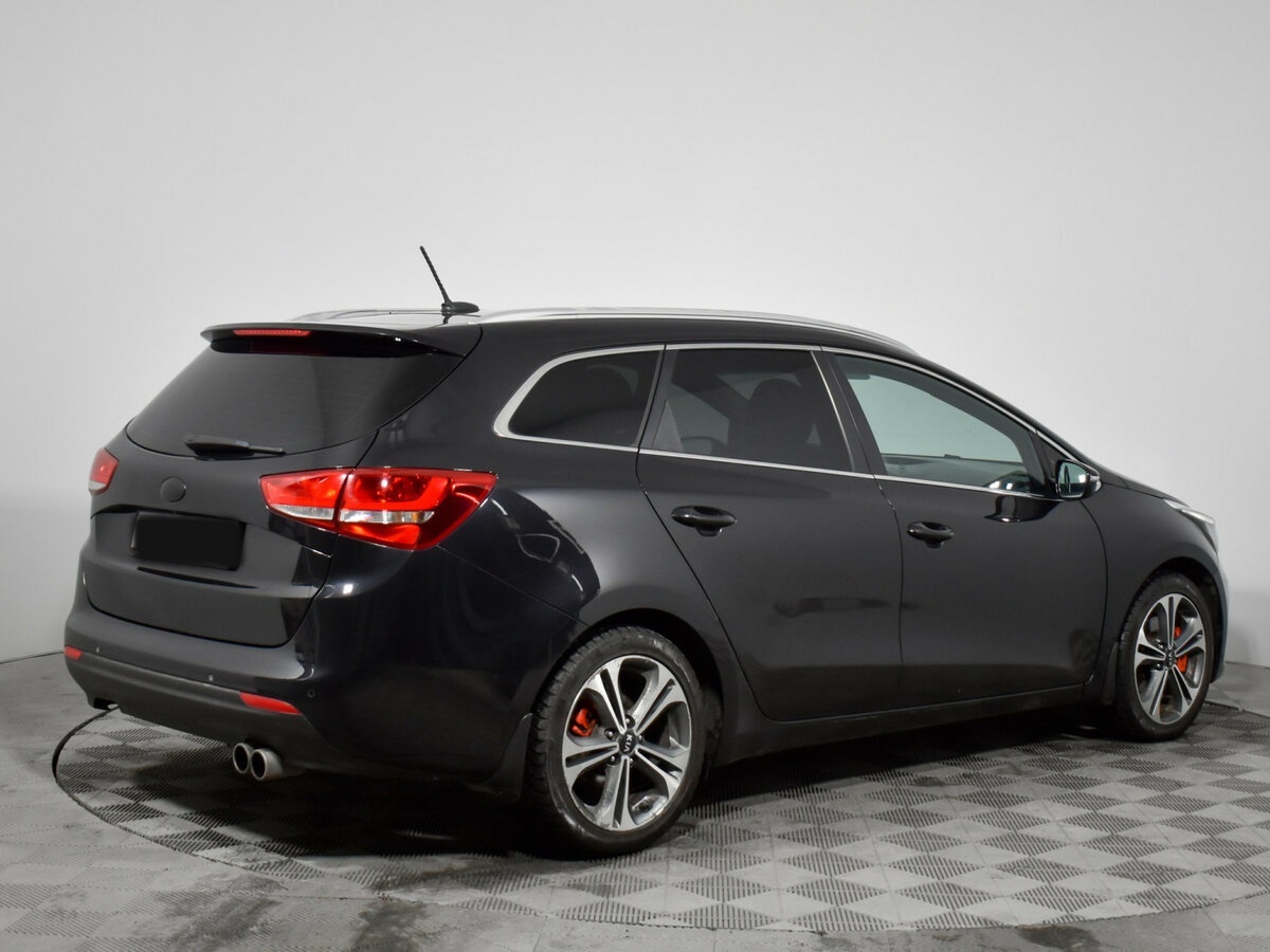 Купить Kia Ceed с пробегом. Фото: #4