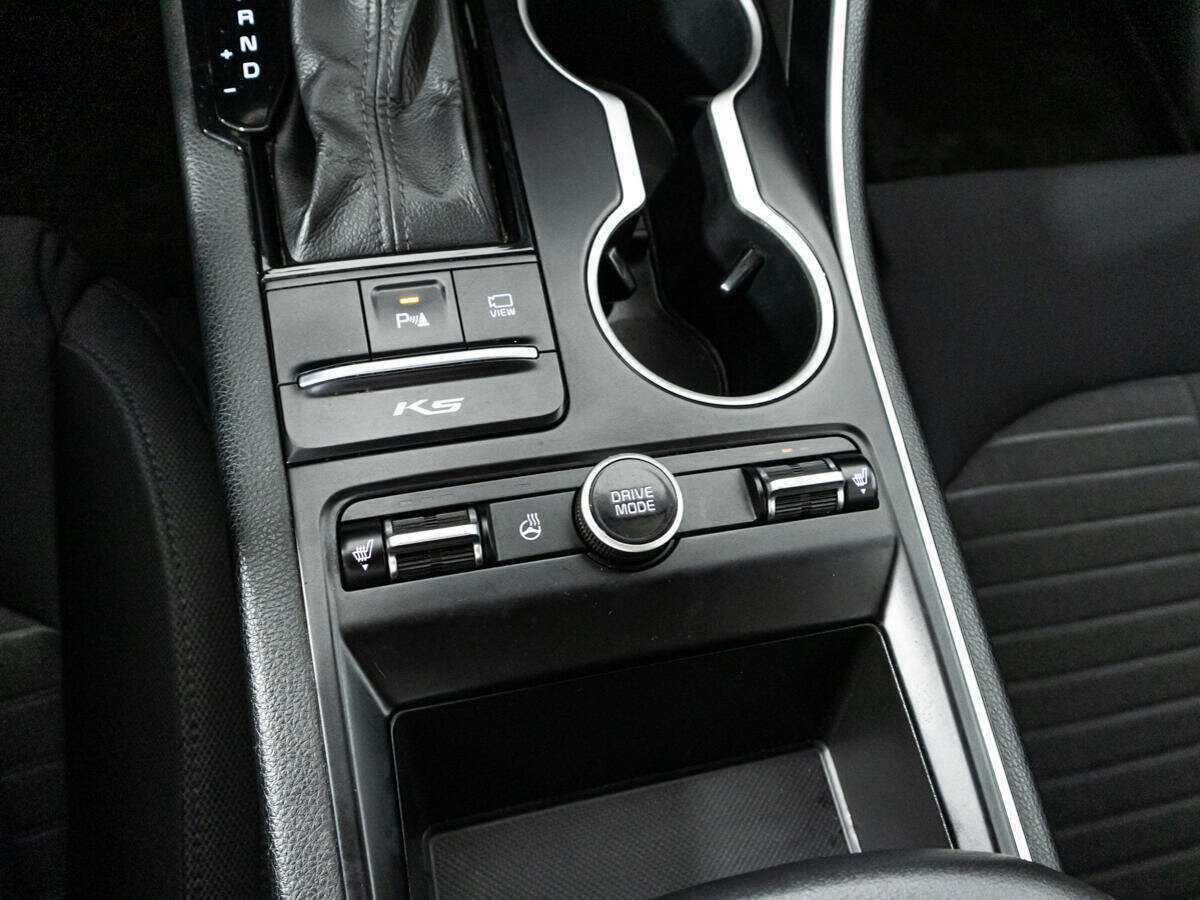 Купить Kia K5 с пробегом. Фото: #16