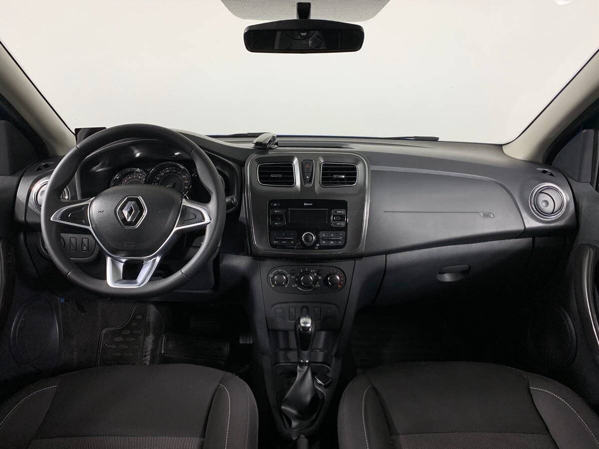 Купить Renault Logan с пробегом. Фото: #11