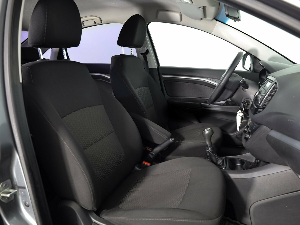 Купить Lada (ВАЗ) Vesta с пробегом. Фото: #8