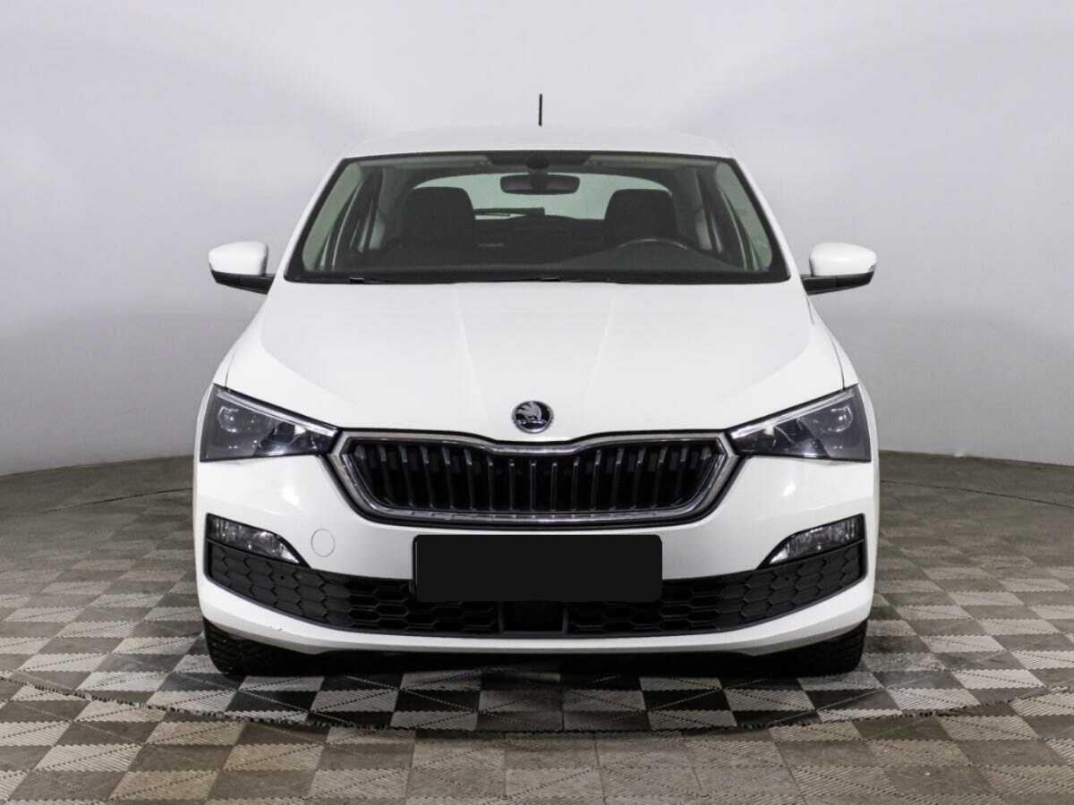 Купить Skoda Rapid с пробегом. Фото: #1