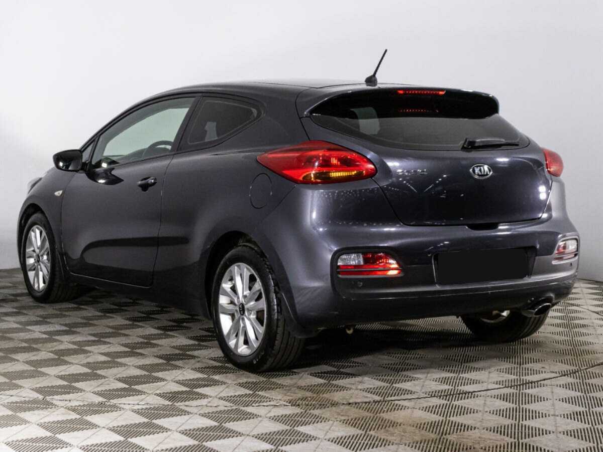 Купить Kia Ceed с пробегом. Фото: #6