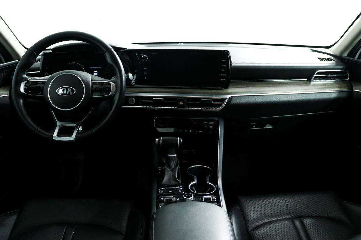 Купить Kia K5 с пробегом. Фото: #10