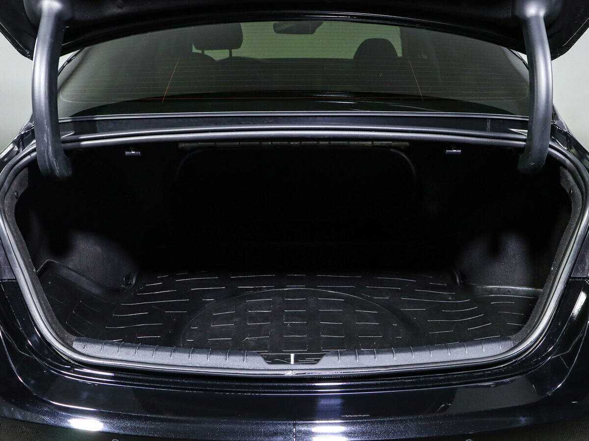 Купить Kia K5 с пробегом. Фото: #23