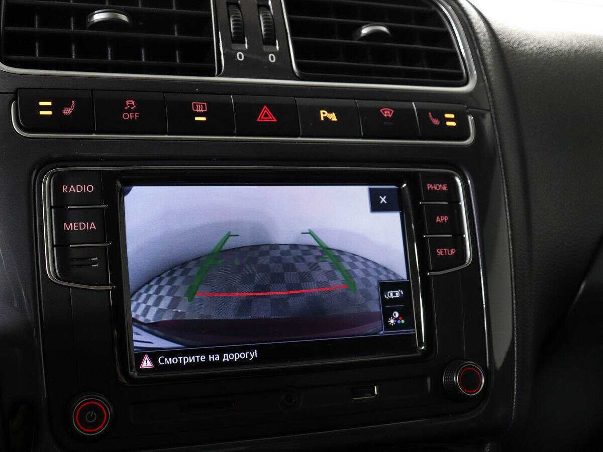 Купить Volkswagen Polo с пробегом. Фото: #12