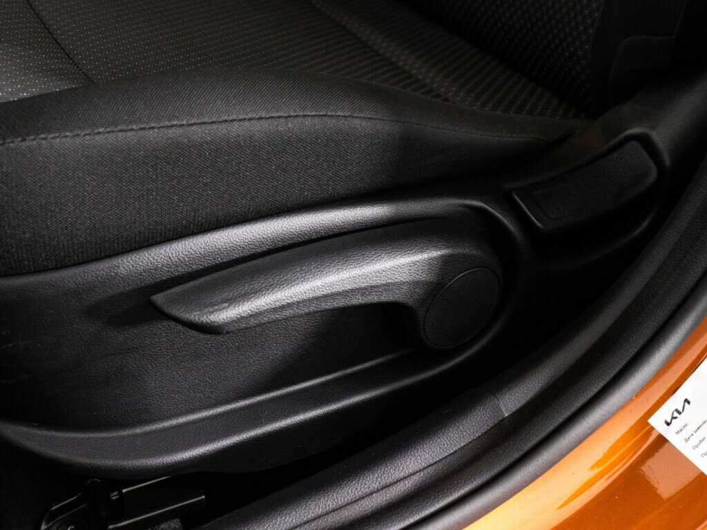 Купить Kia Rio с пробегом. Фото: #21