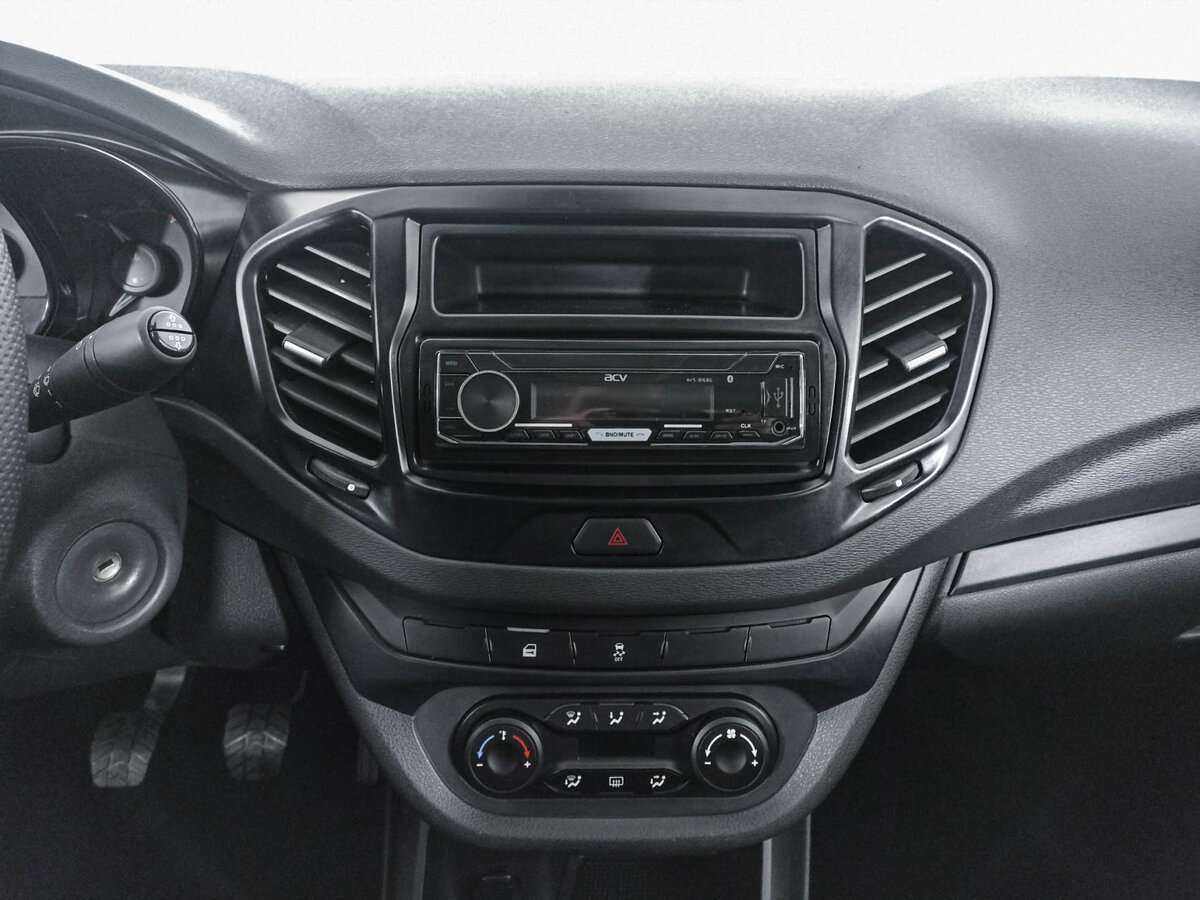 Купить Lada (ВАЗ) Vesta с пробегом. Фото: #14