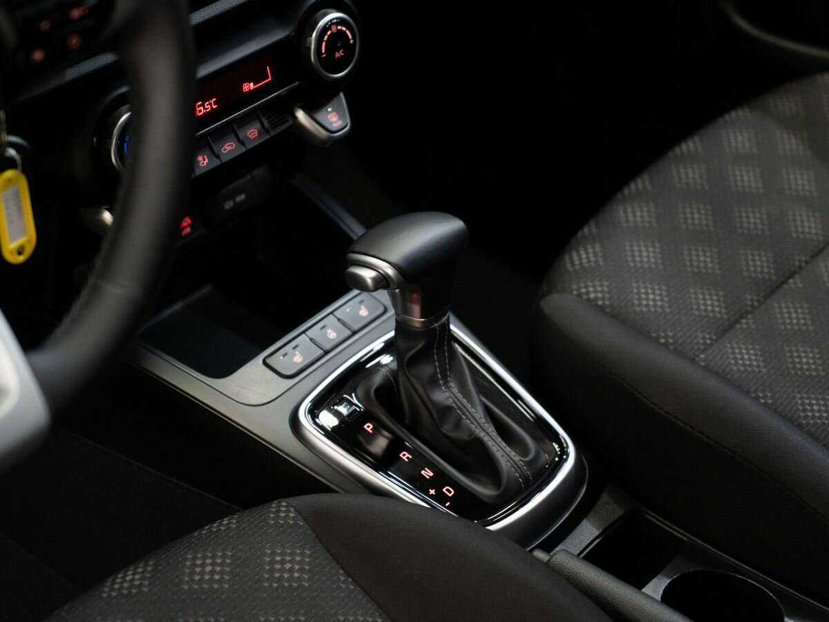 Купить Kia Rio с пробегом. Фото: #10