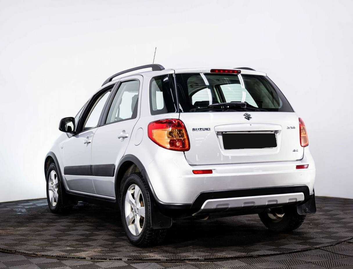Купить Suzuki SX4 с пробегом. Фото: #3