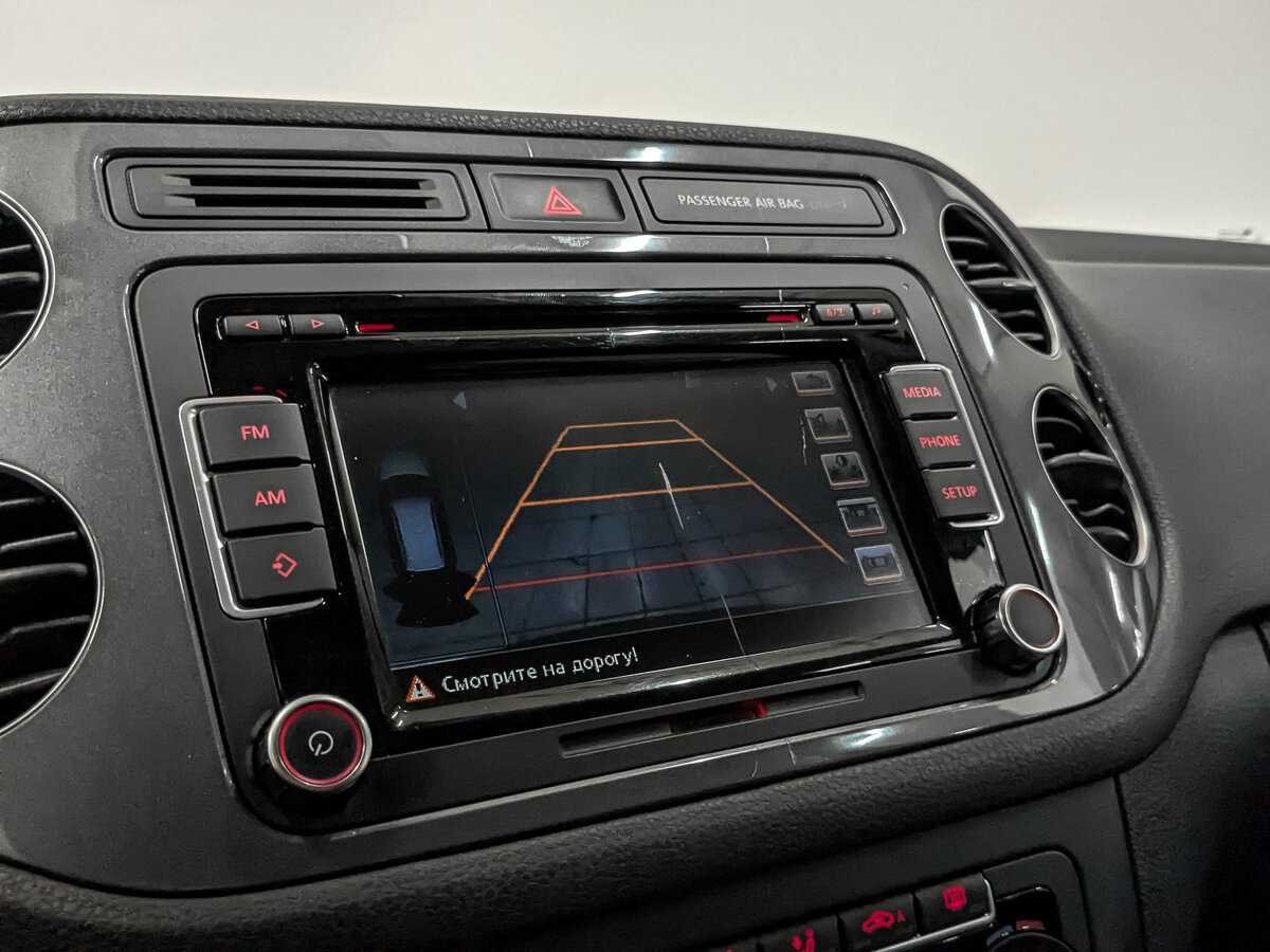 Купить Volkswagen Tiguan с пробегом. Фото: #24