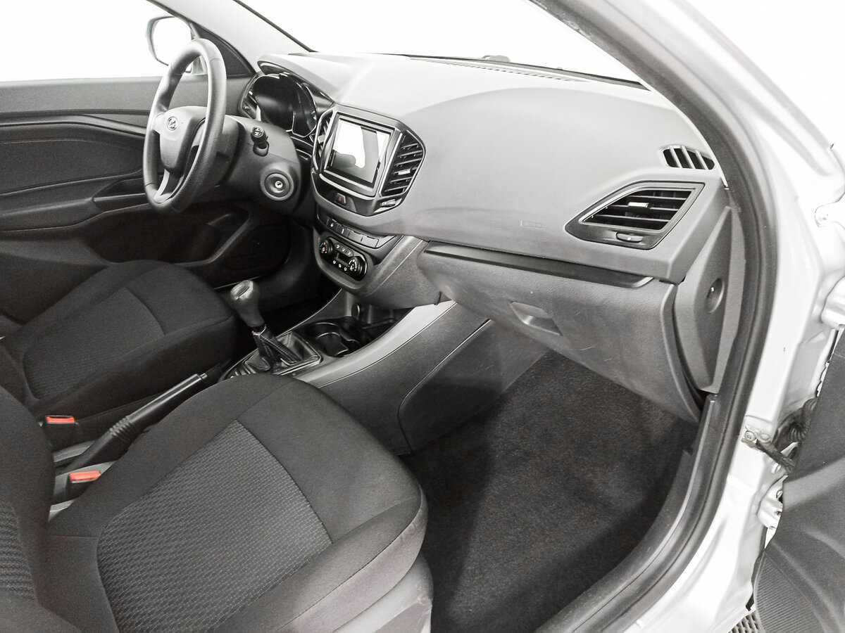 Купить Lada (ВАЗ) Vesta с пробегом. Фото: #8