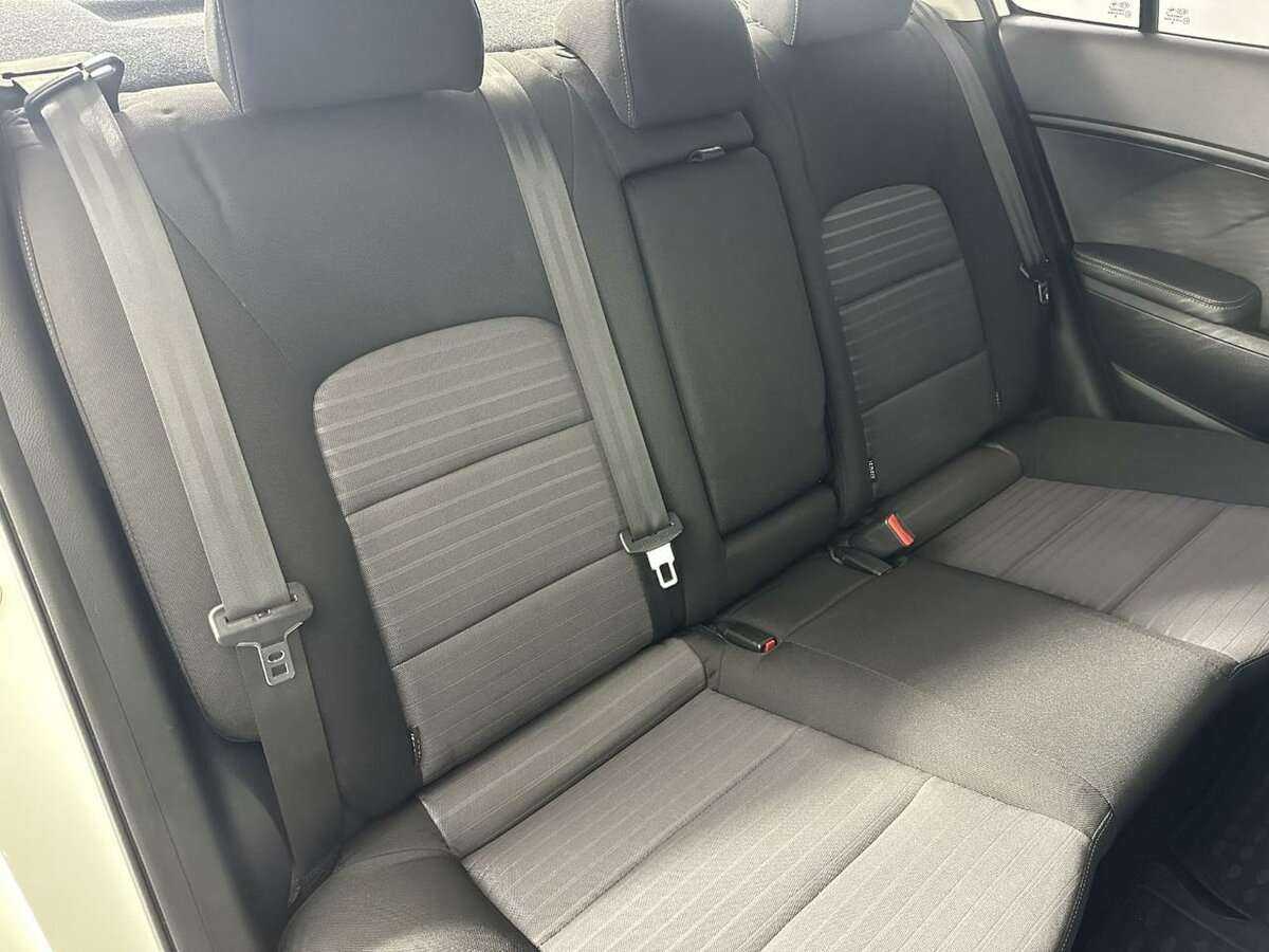 Купить Kia Cerato с пробегом. Фото: #14