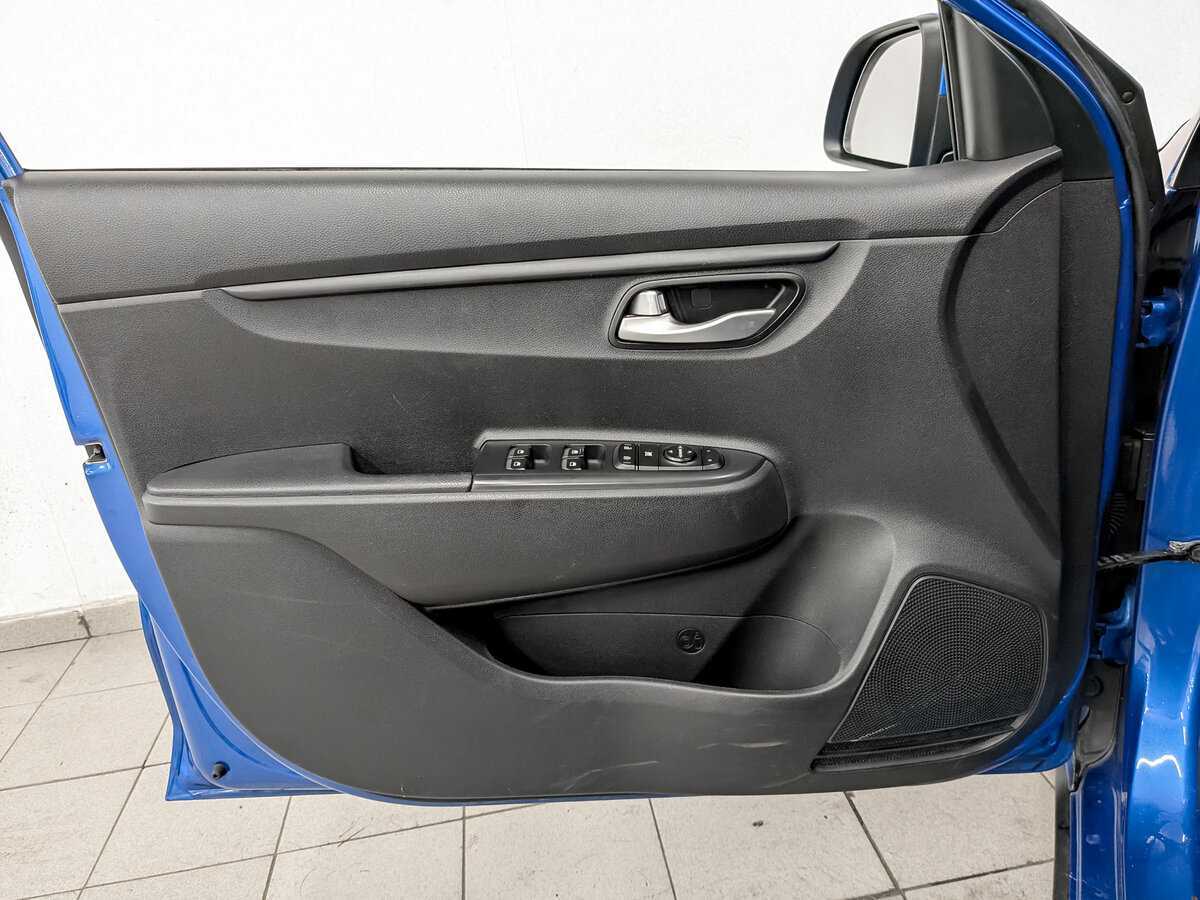 Купить Kia Rio с пробегом. Фото: #16