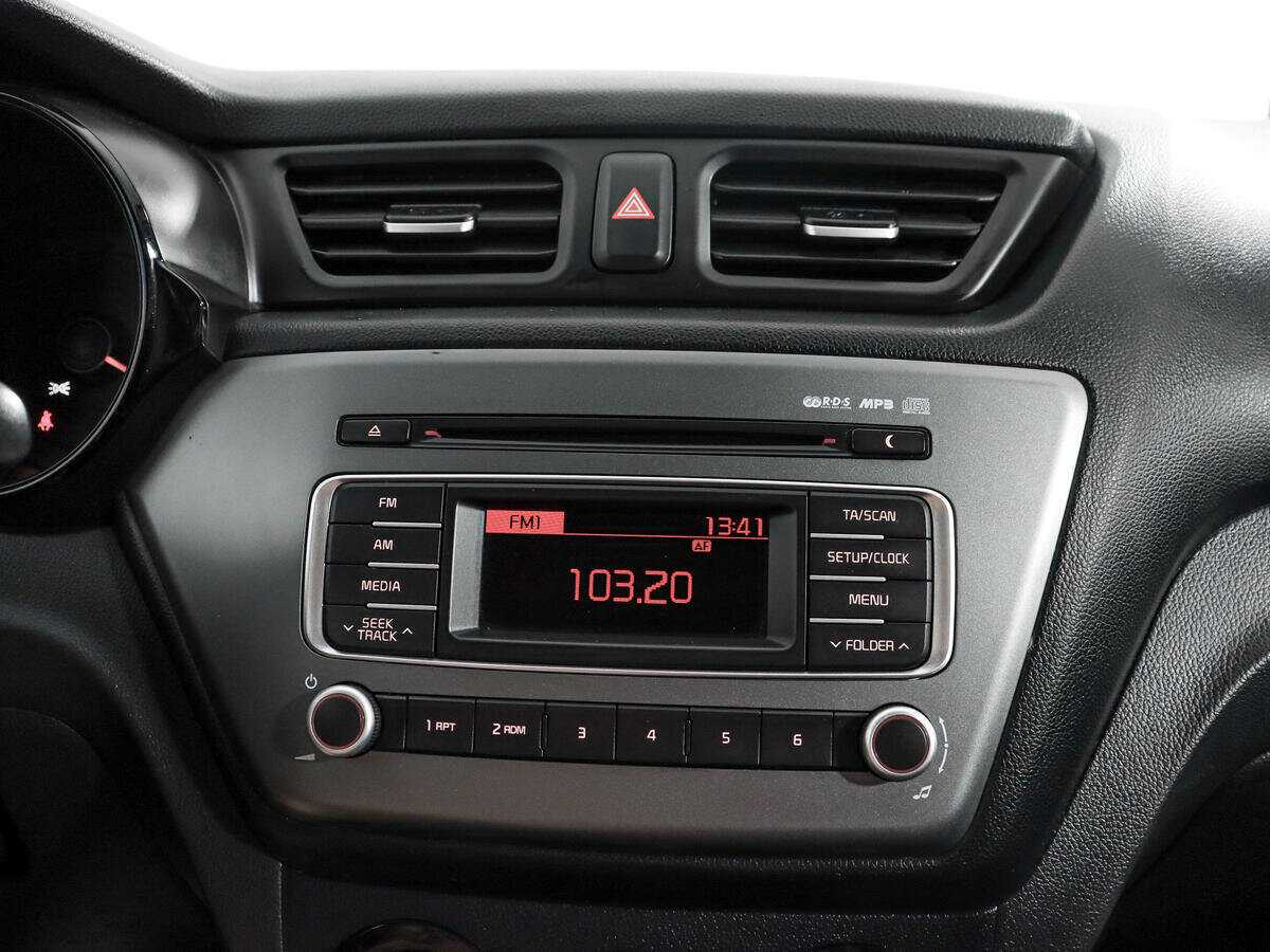 Купить Kia Rio с пробегом. Фото: #10