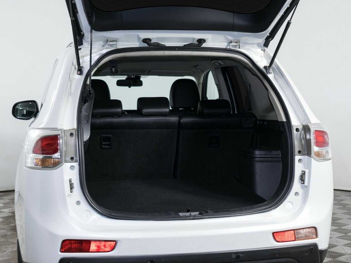 Купить Mitsubishi Outlander с пробегом. Фото: #6