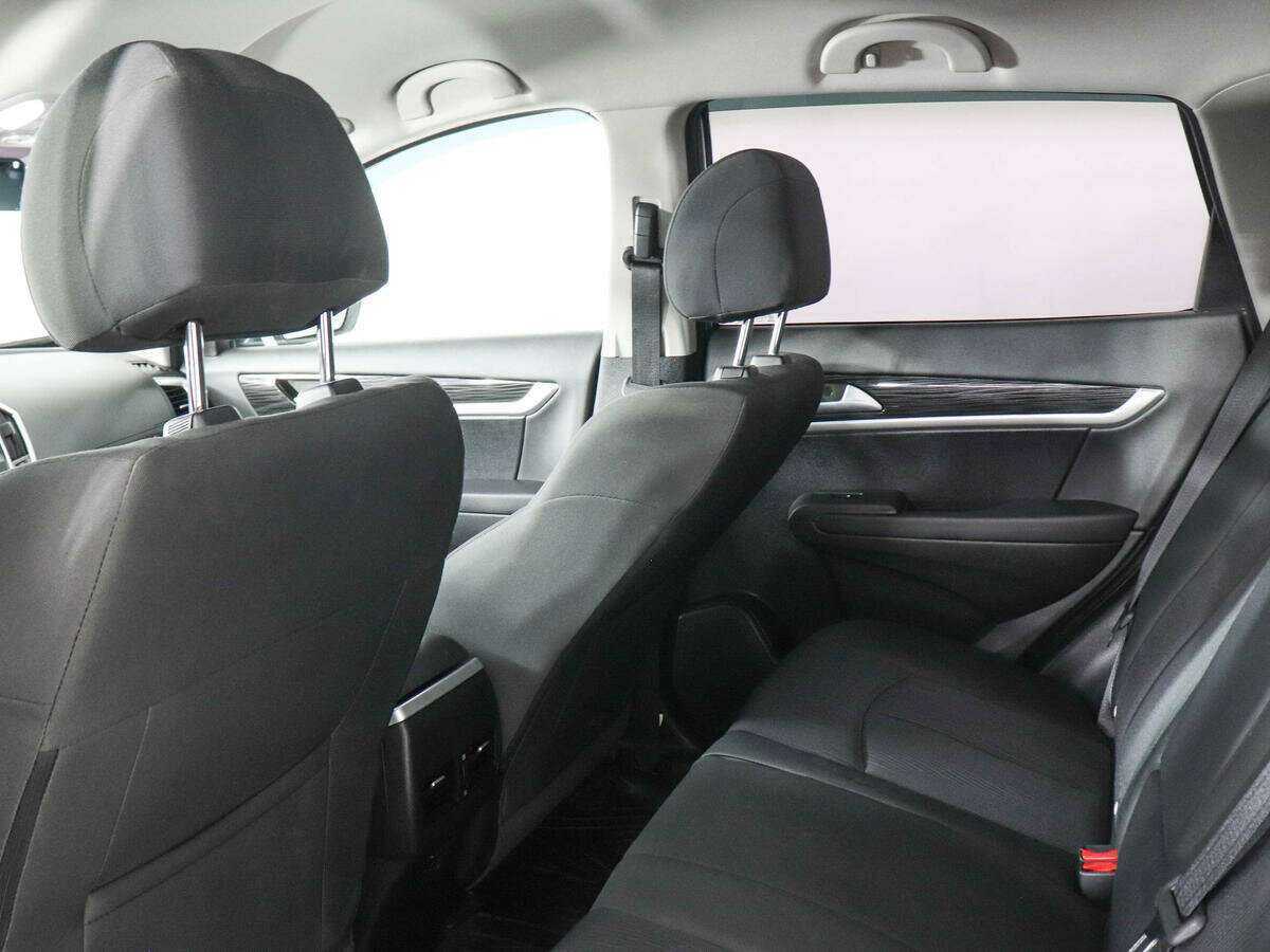 Купить Dongfeng AX7 с пробегом. Фото: #11