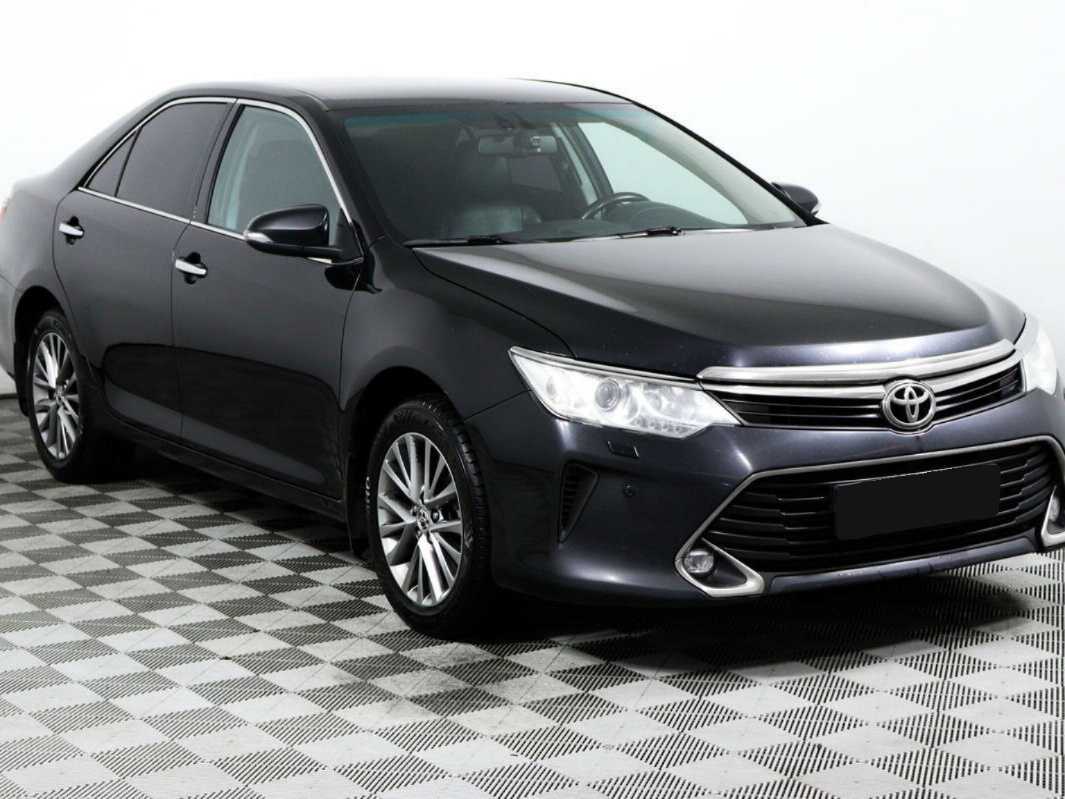 Купить Toyota Camry с пробегом. Фото: #2