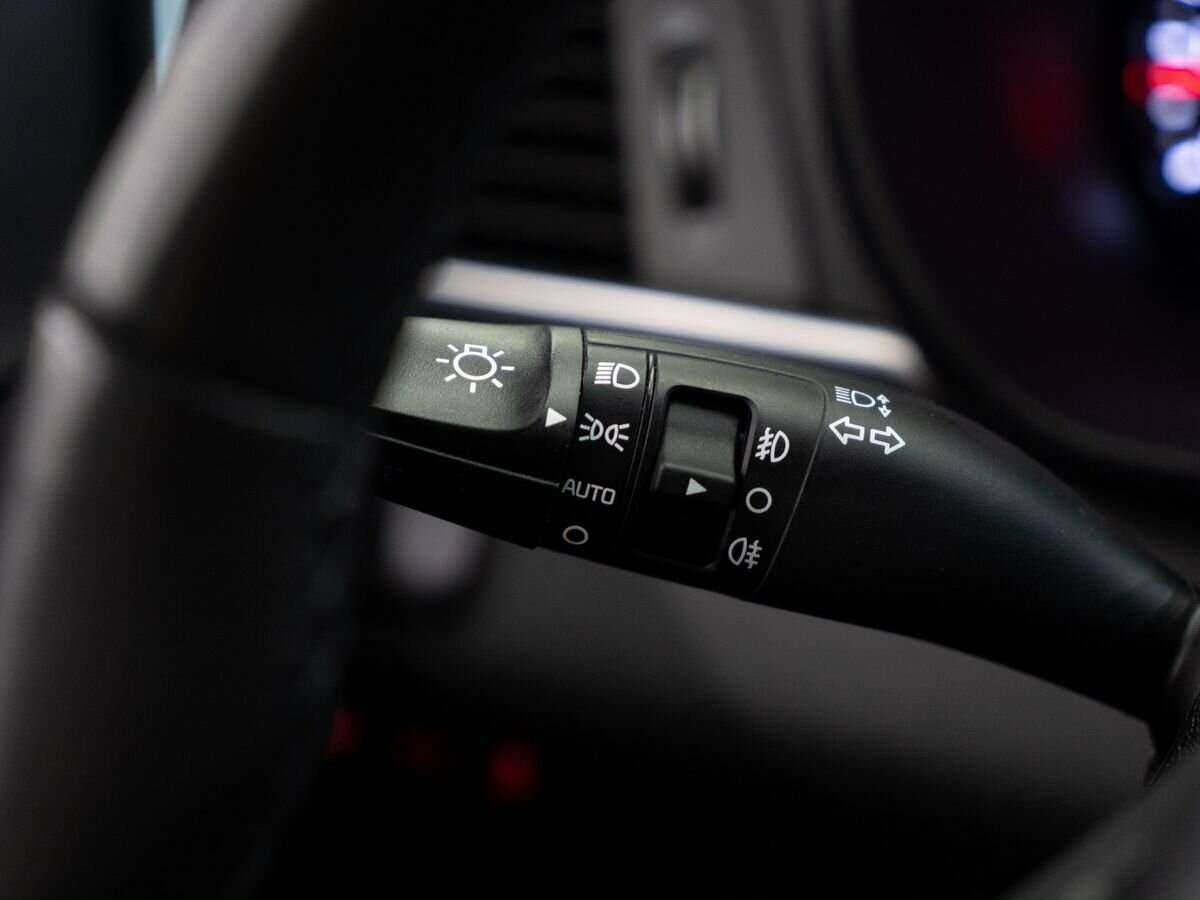 Купить Kia Optima с пробегом. Фото: #17