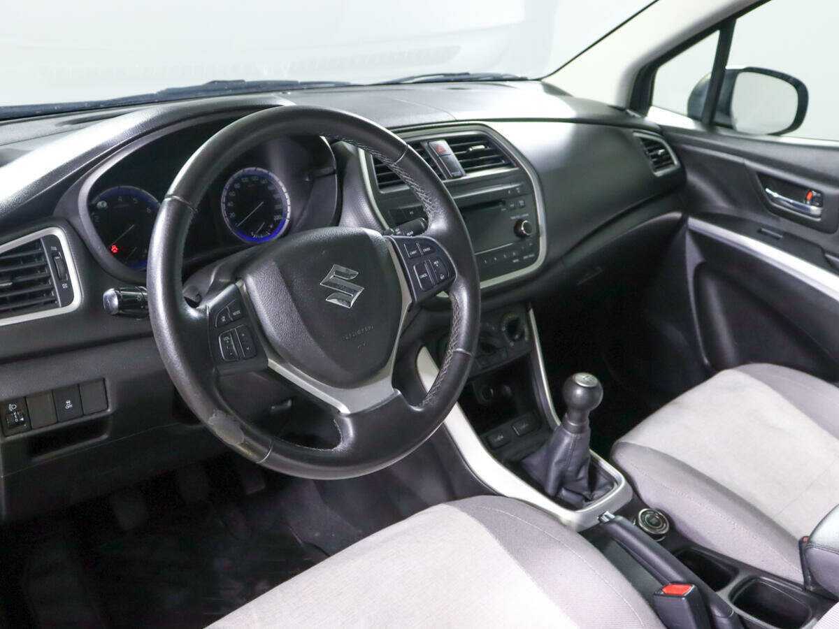 Купить Suzuki SX4 с пробегом. Фото: #13