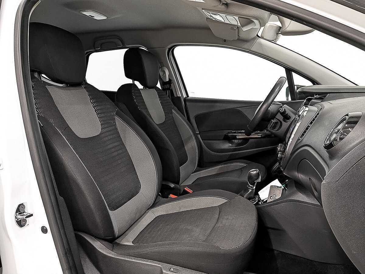 Купить Renault Kaptur с пробегом. Фото: #21