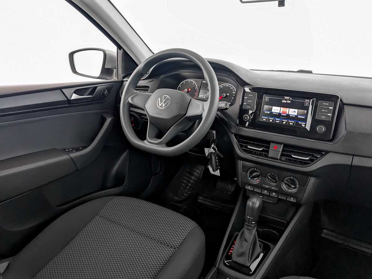 Купить Volkswagen Polo с пробегом. Фото: #21