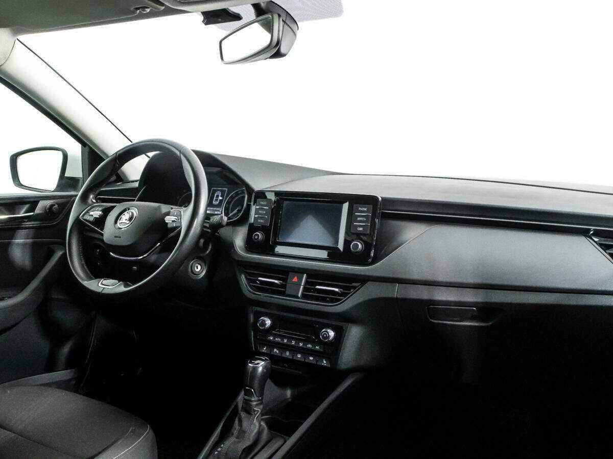 Купить Skoda Rapid с пробегом. Фото: #8